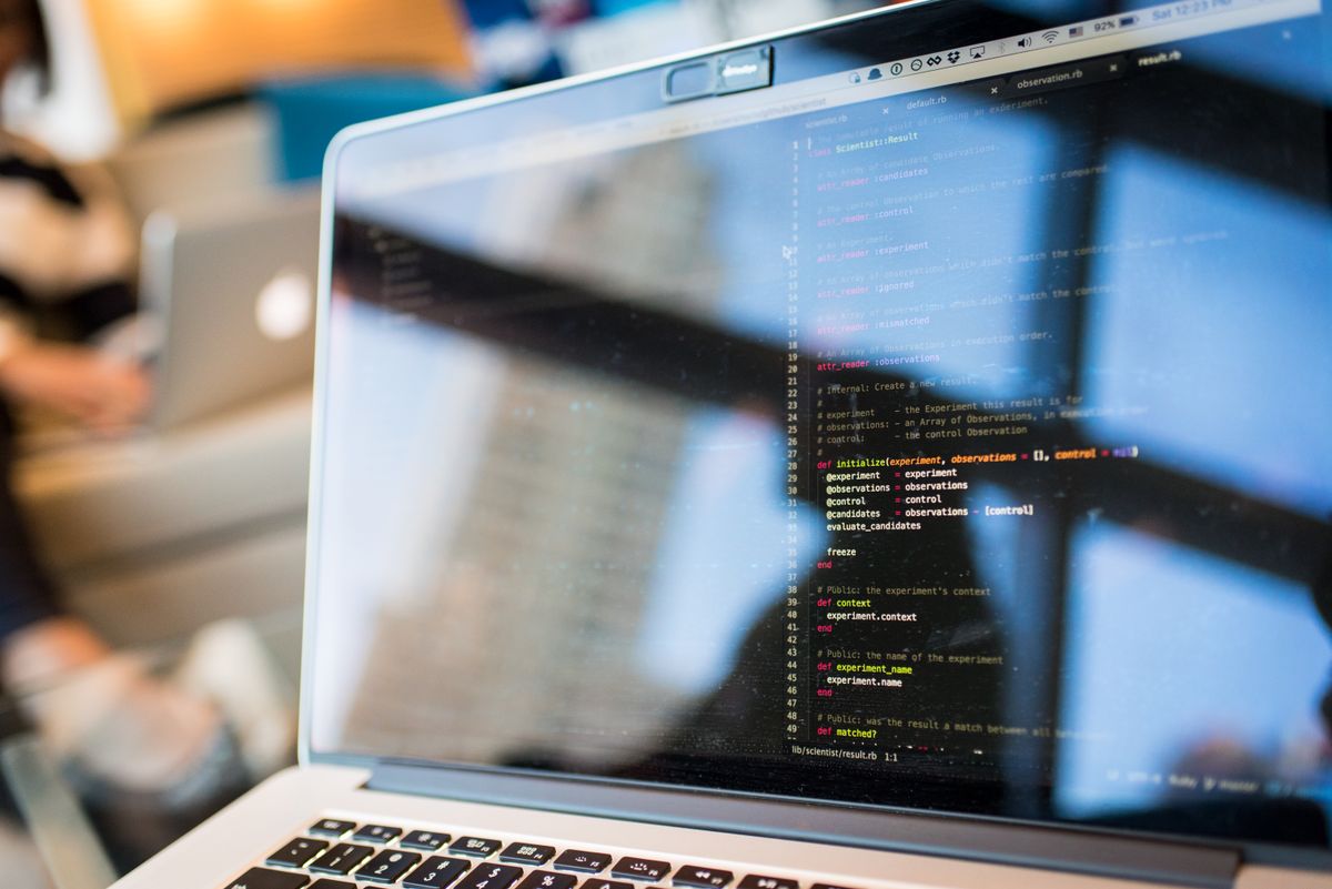 B2B SaaS authority growth